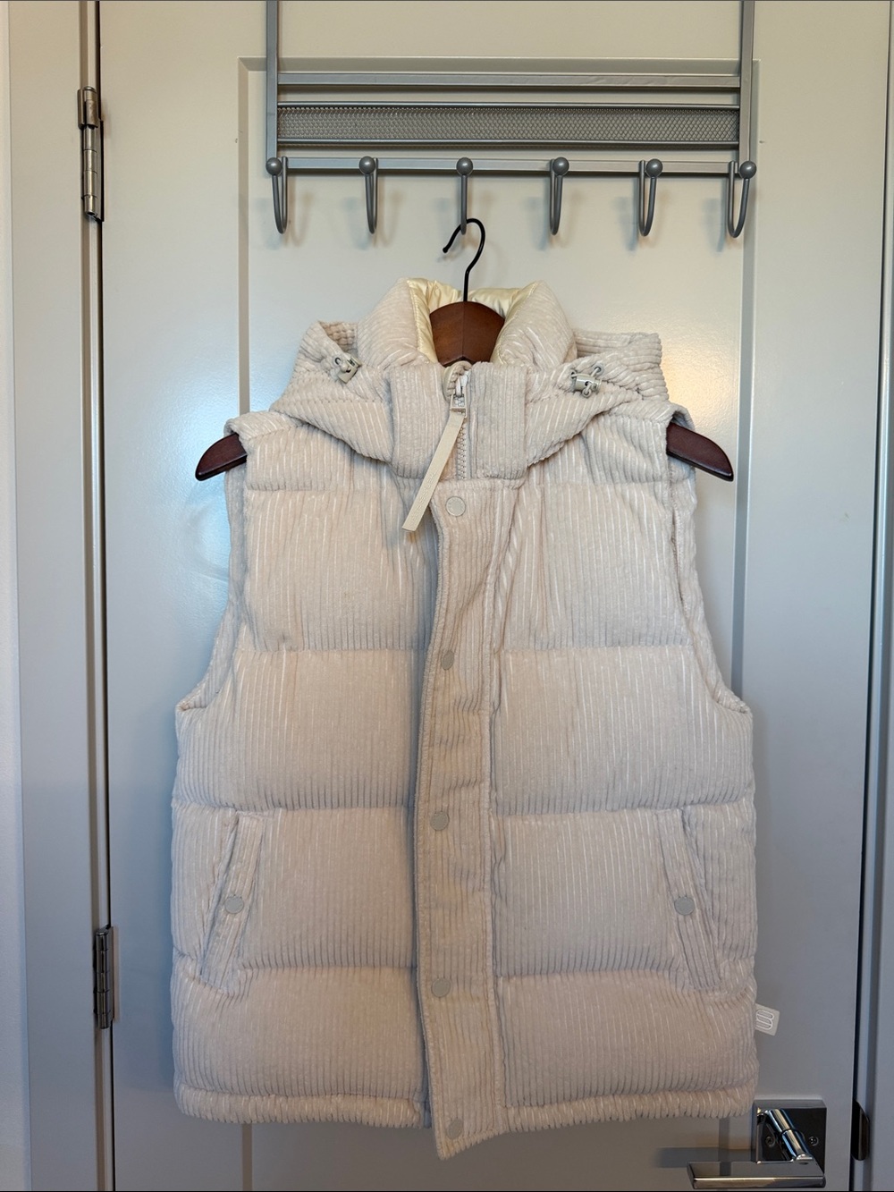 Aritzia Super Puff Corduroy Cream Puffer Vest with Hood Small